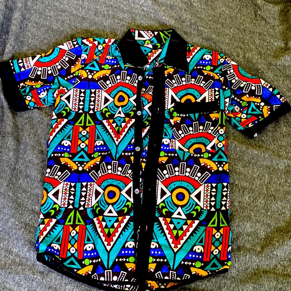 NWOT, Retro printed button down